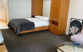 Cosy City Centre Studio W/ Balcony